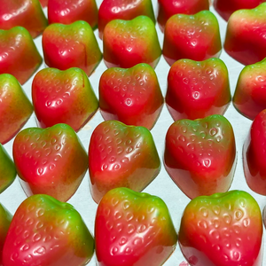 Poppy's Chocolate Gourmet Chocolate Strawberry Cream Luxury Handmade Chocolate lollies