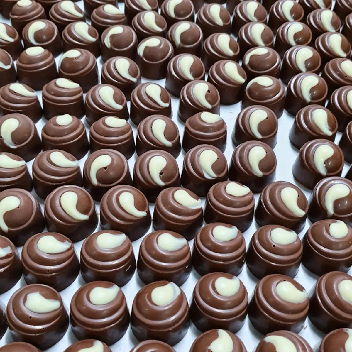 Poppy's Chocolate Gourmet Chocolate Banoffee Chocolate Pie Luxury Handmade Chocolate lollies