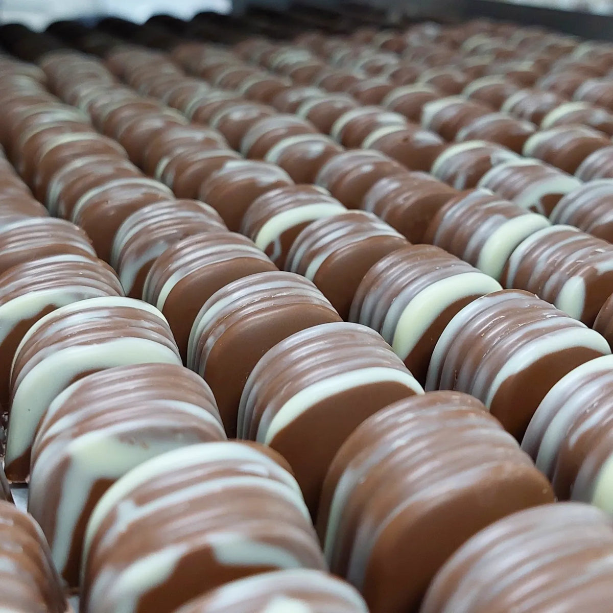 Poppy's Chocolate Gourmet Chocolate Macadamia Chip Luxury Handmade Chocolate lollies