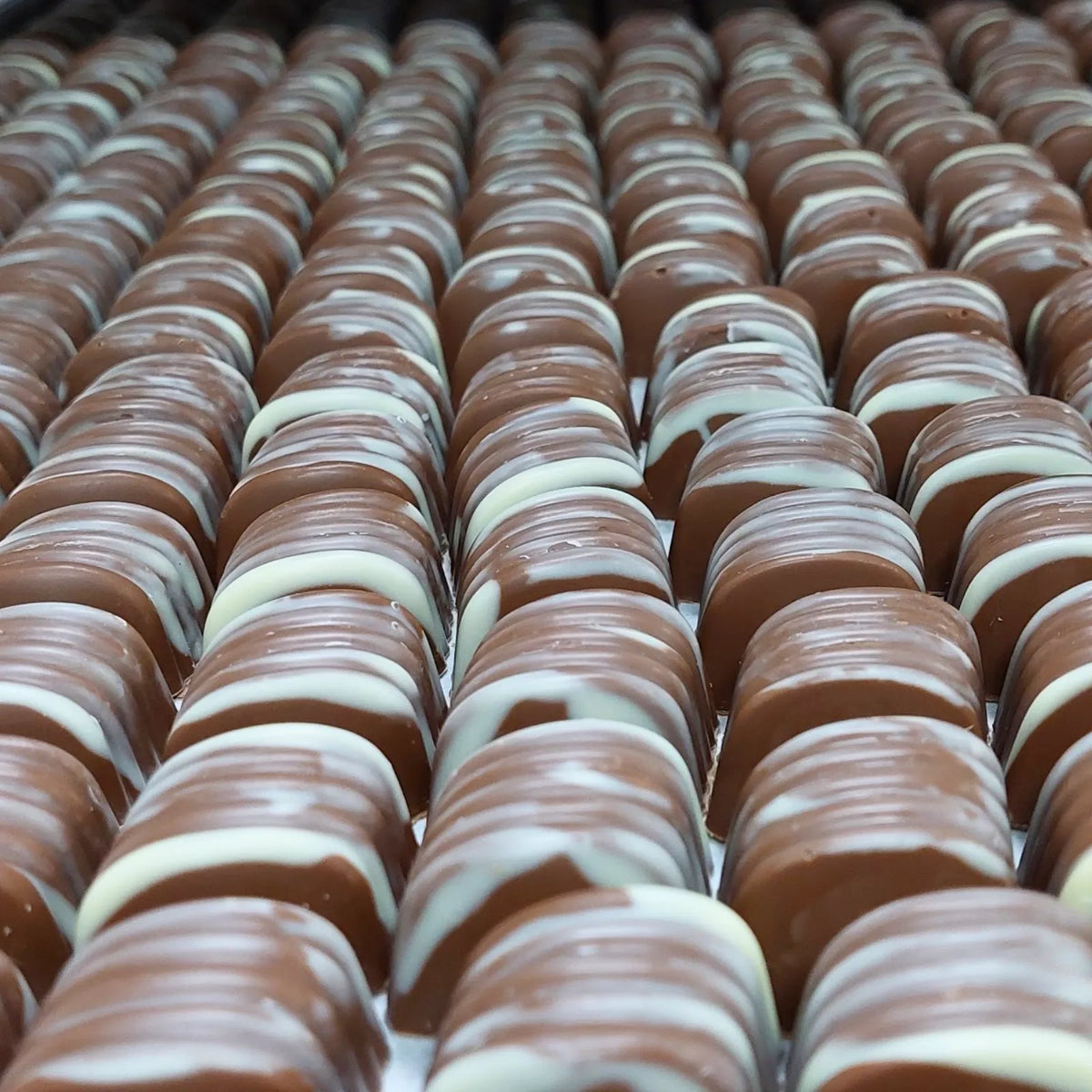 Poppy's Chocolate Gourmet Chocolate Macadamia Chip Luxury Handmade Chocolate lollies